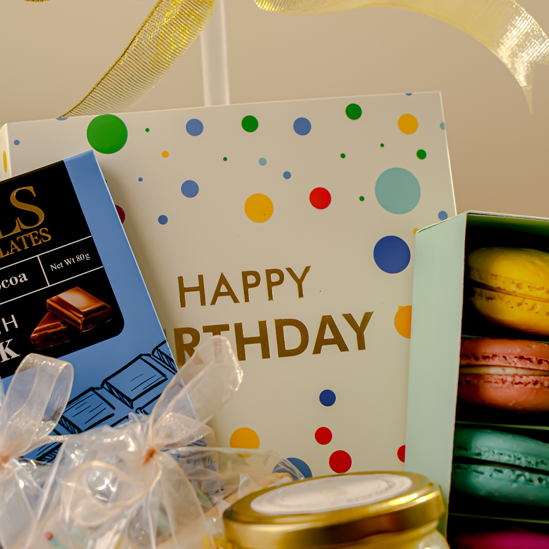 Birthday Love Hamper With Balloon KHI ONLY