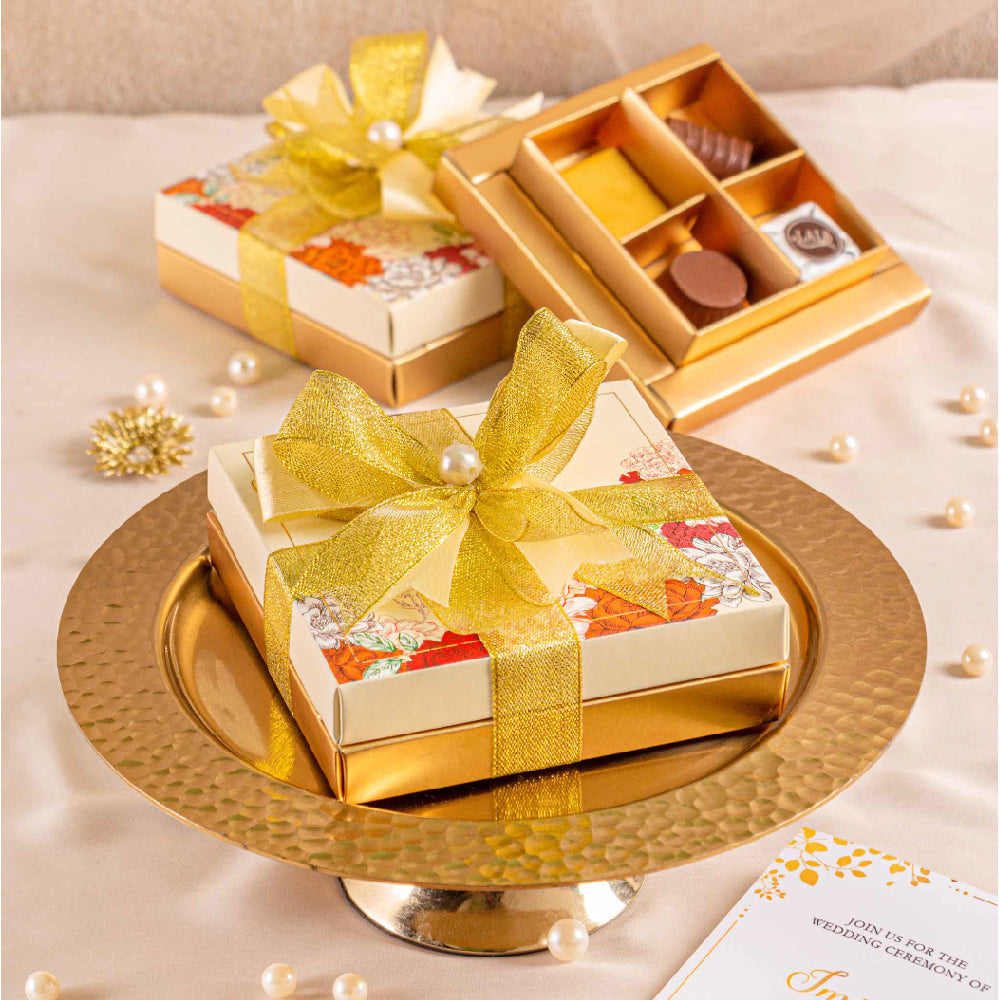 All-Products, Celebrations, Chocolate-Boxes, Chocolates, fbtt4_shalimar-greeting-card-pair, Occassions, Shalimar-Wedding